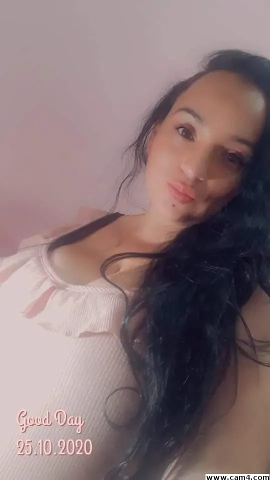 sharongarcia_ image 0